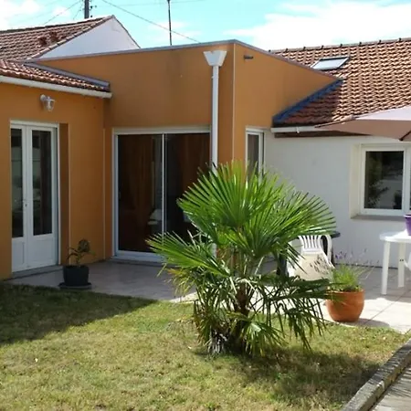 Chez Julie Homestay *