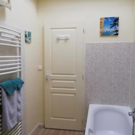 Chez Julie Homestay szállás La Rochelle